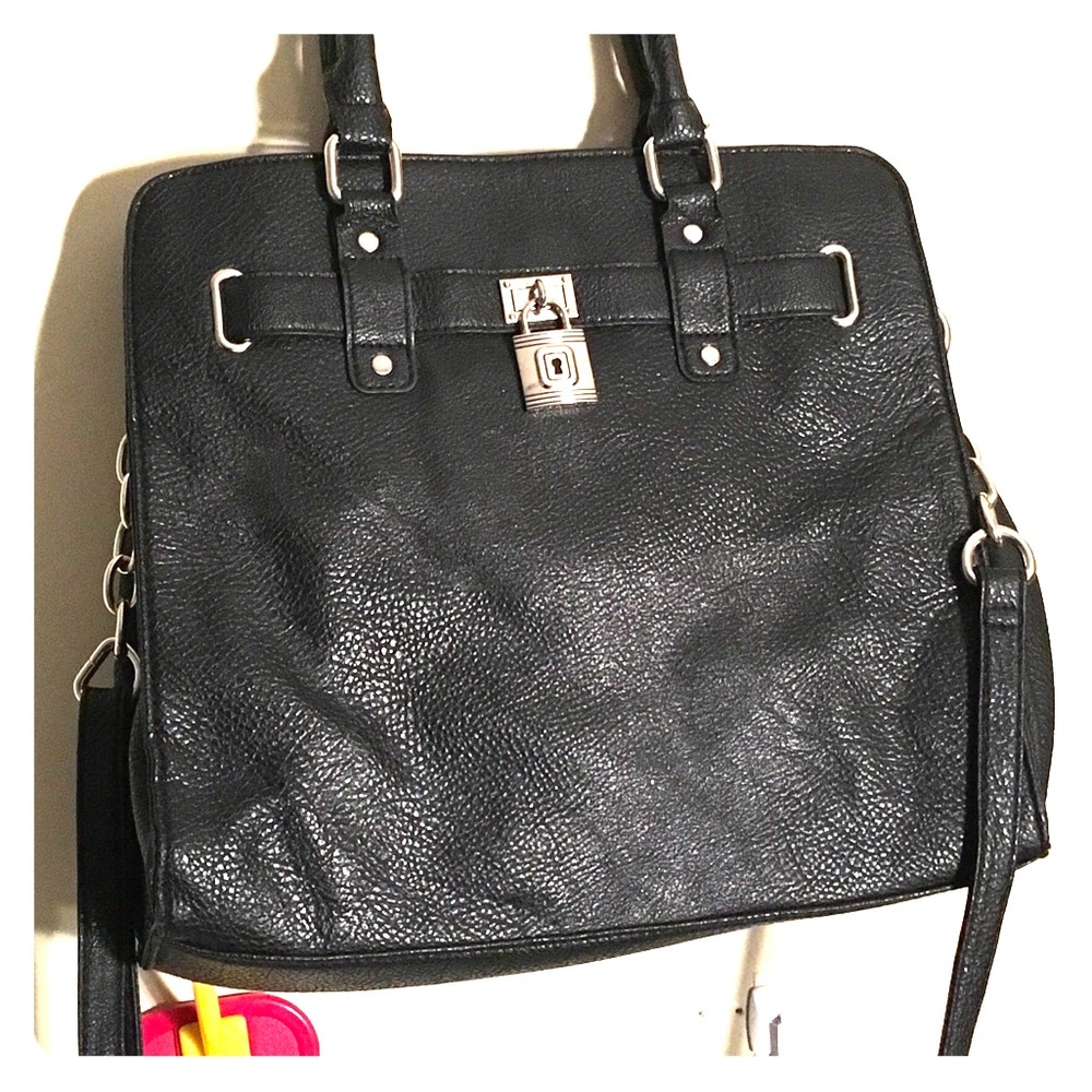 Cross body purse